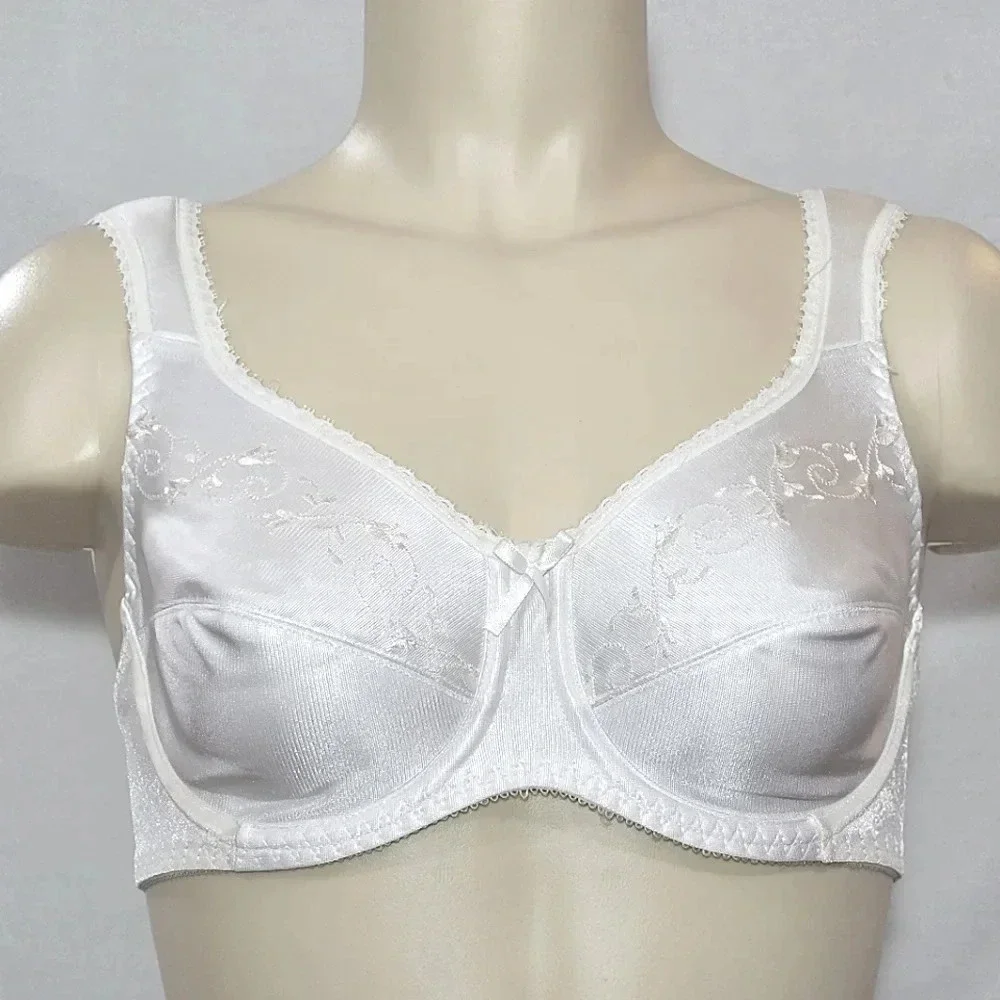 34B Bali R237 Embroidered Divided Cup Cushioned Strap Underwire Bra Ivory  Excel